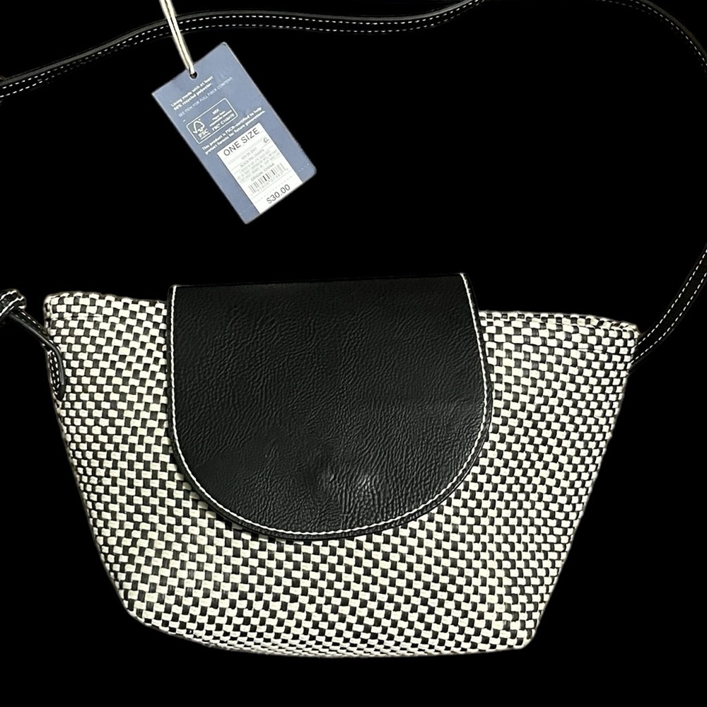 Universal Threads Woven Bag